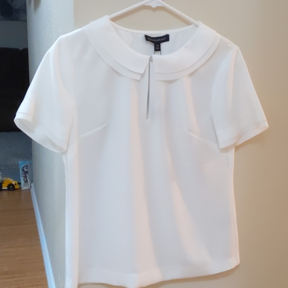 NWT White Banana Republic Blouse